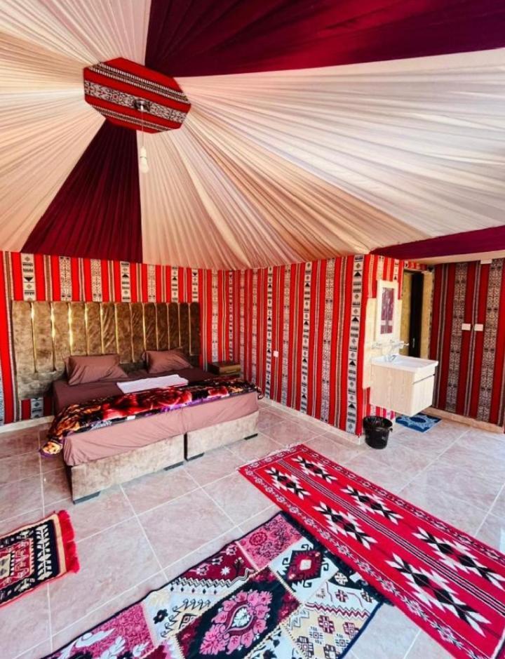 Wadi Rum Camp Stars & Jeep Tour Hotel Luaran gambar