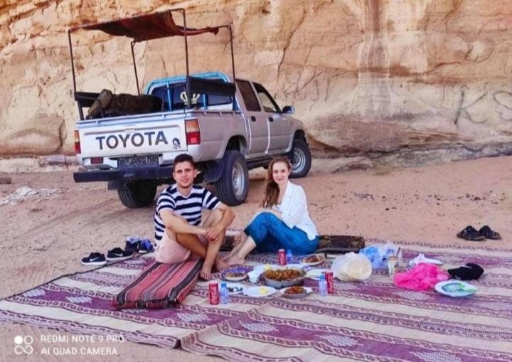 Wadi Rum Camp Stars & Jeep Tour Hotel Luaran gambar