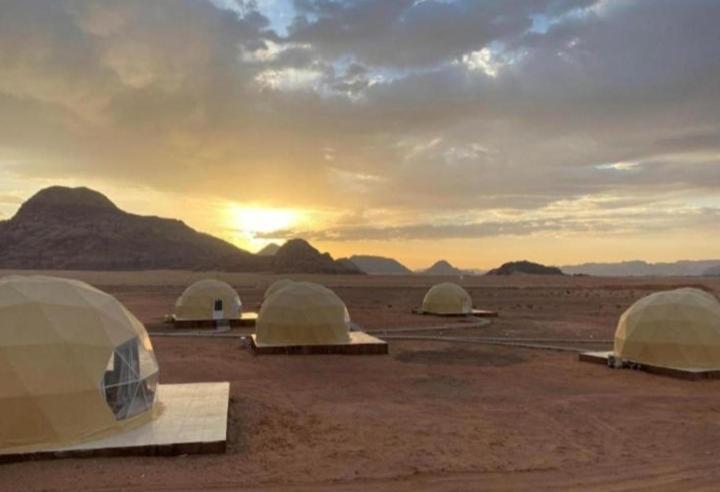 Wadi Rum Camp Stars & Jeep Tour Hotel Luaran gambar